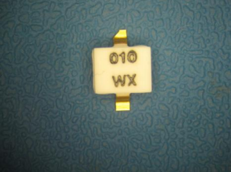 超寬帶射頻晶體管驅(qū)動放大器AM010WX-BI-R